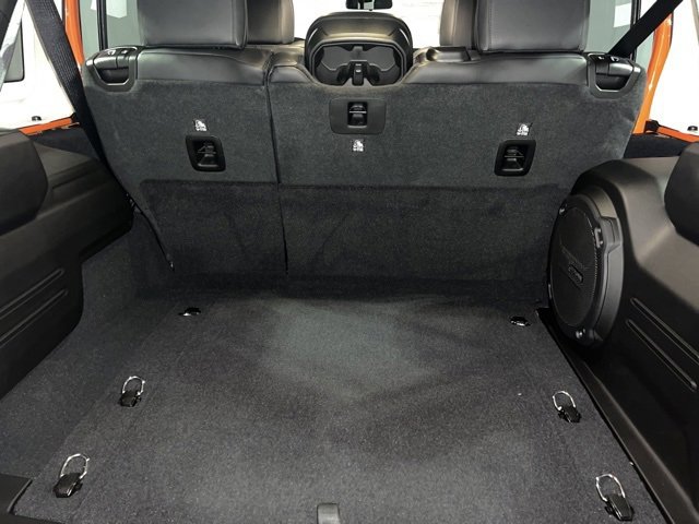 New 2025 Jeep Wrangler Sahara image 24
