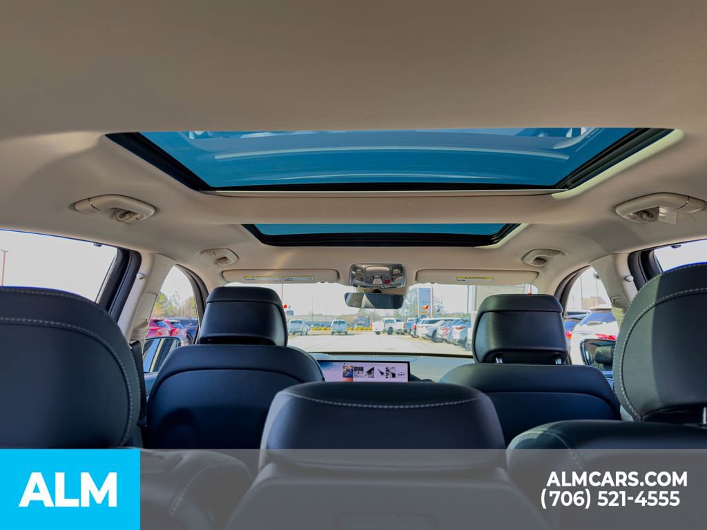 Used 2025 Genesis GV80 2.5T Advanced image 15