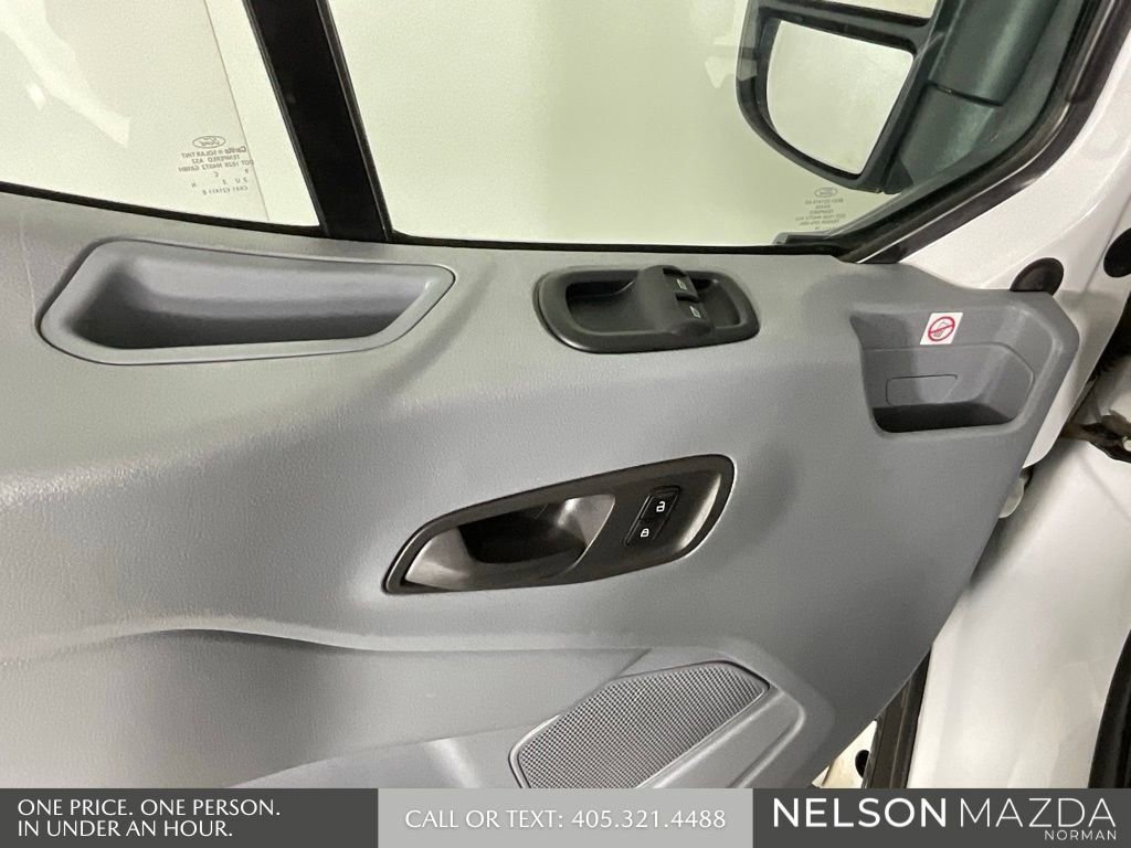 Used 2019 Ford Transit 350 XLT image 17
