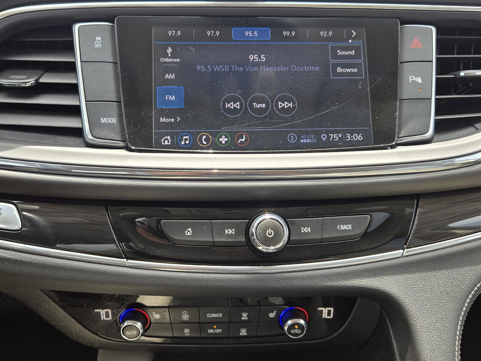 Used 2020 Buick Enclave Essence w/ Trailering Package, 5000 lbs. FWD image 23