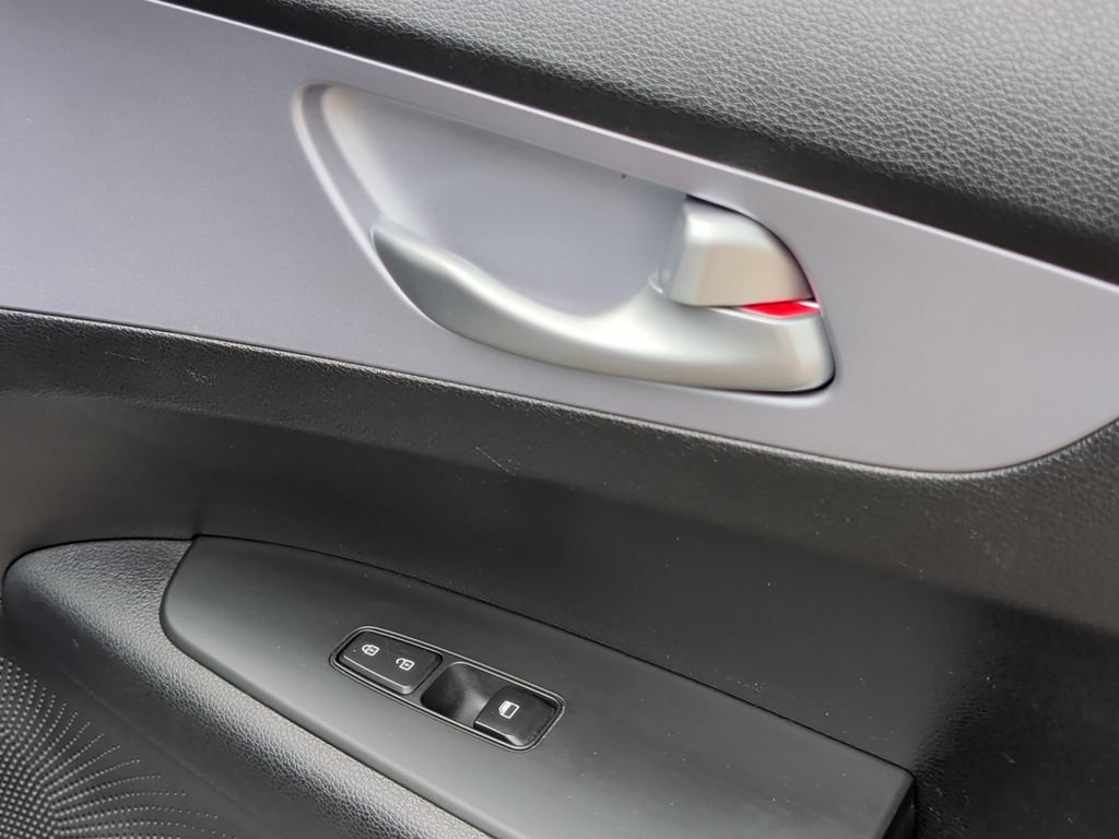Used 2024 Kia Forte LXS FWD image 36