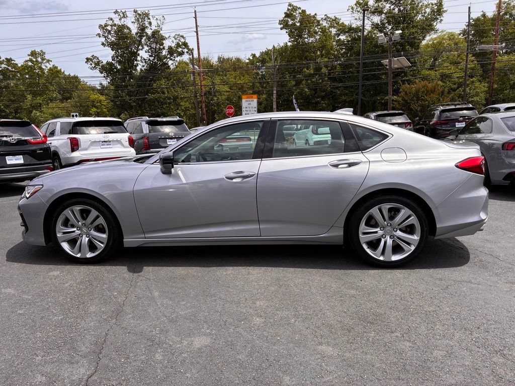 Used 2023 Acura TLX w/ Technology Package FWD image 4