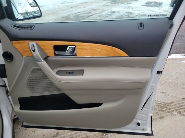 Used 2014 Lincoln MKX AWD w/ Olive Ash Wood Package image 25