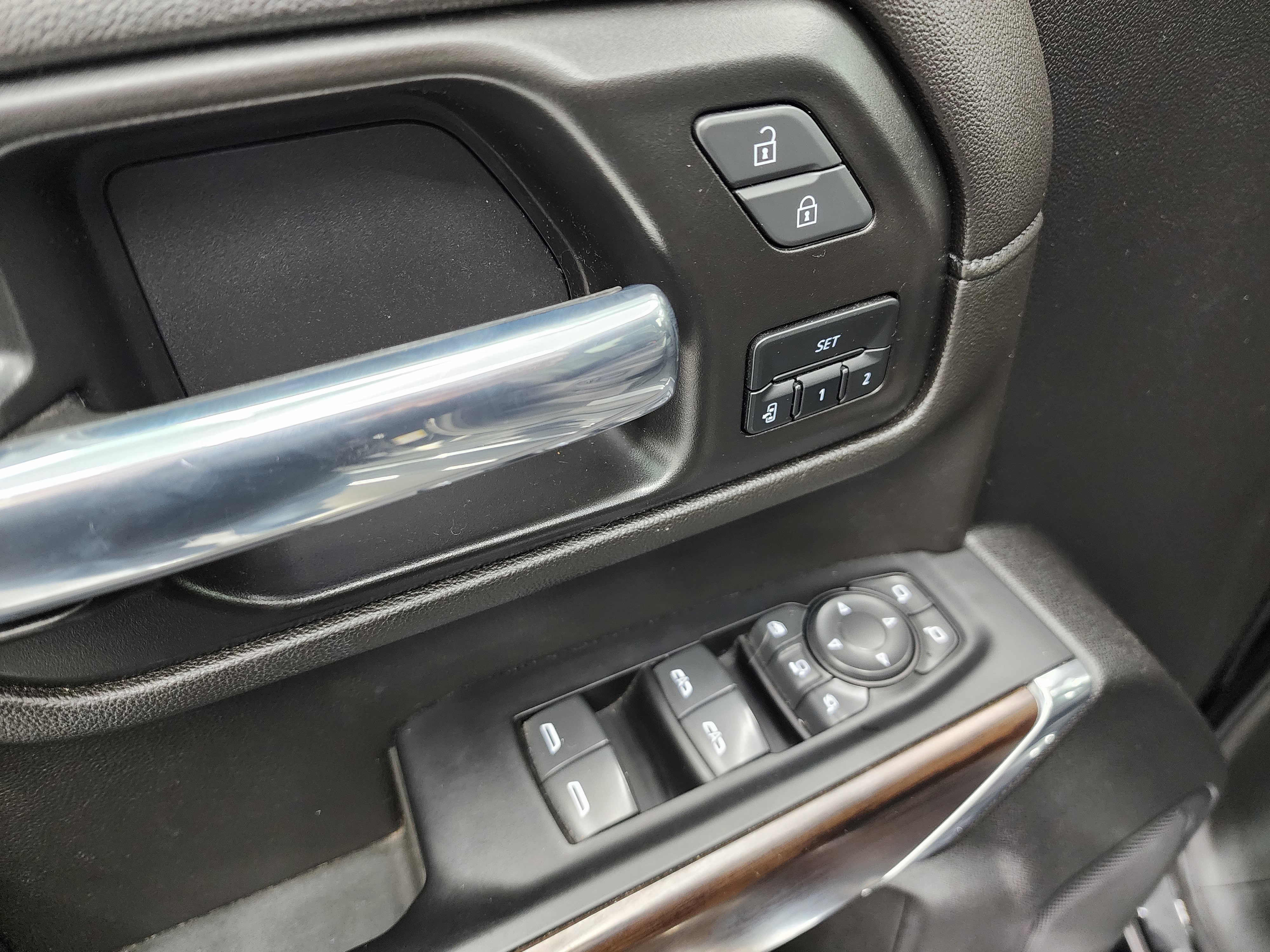 Used 2022 GMC Sierra 2500 SLT w/ LPO, GMC Protection Package image 44