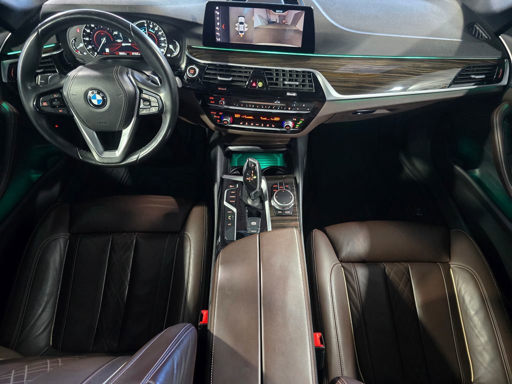 Used 2019 BMW 530e w/ Convenience Package image 30