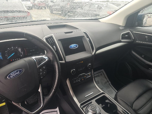 Used 2020 Ford Edge SEL w/ Cold Weather Package AWD/4WD image 16