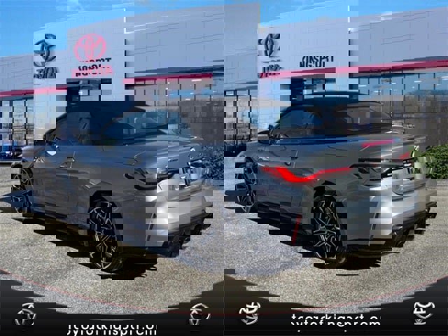 Used 2023 BMW M4 xDrive Competition w/ Executive Package image 3