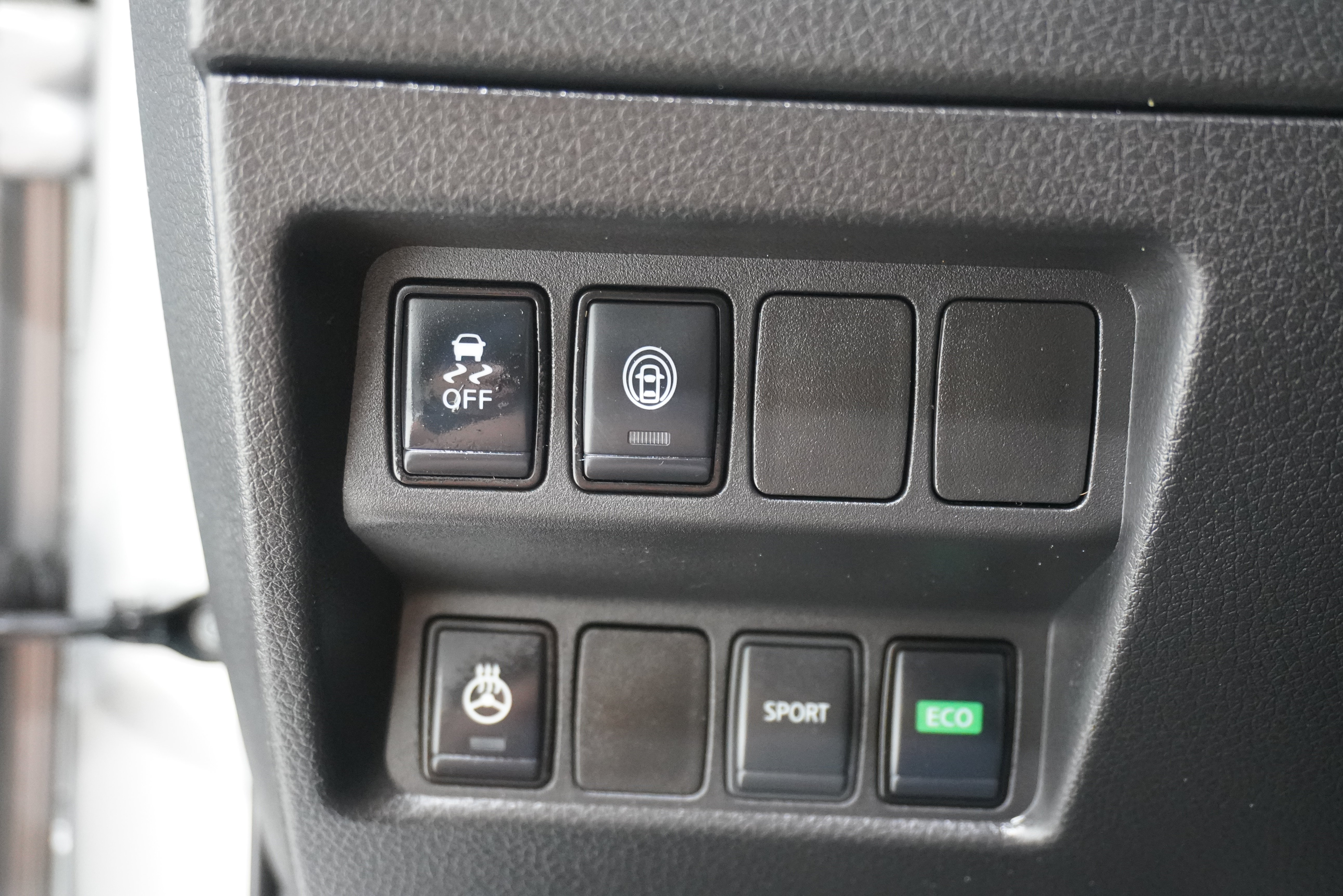 Used 2021 Nissan Rogue Sport SV FWD image 22