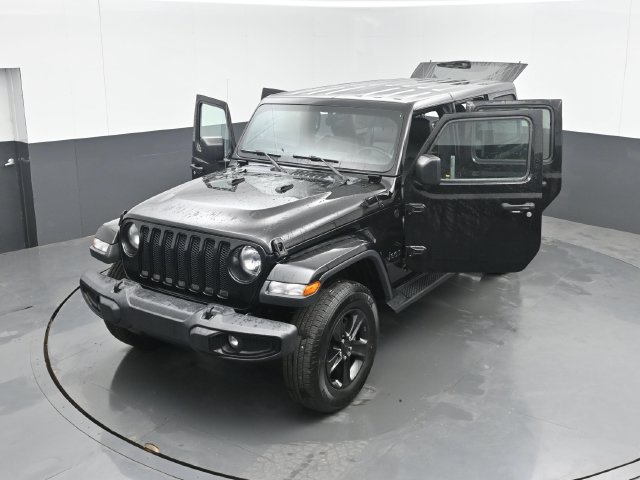 Used 2020 Jeep Wrangler Unlimited Sahara AWD/4WD image 46