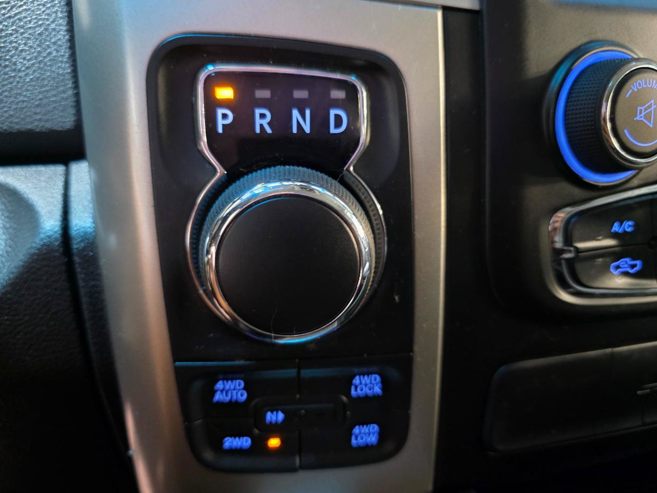 Used 2018 RAM 1500 Big Horn AWD/4WD image 34