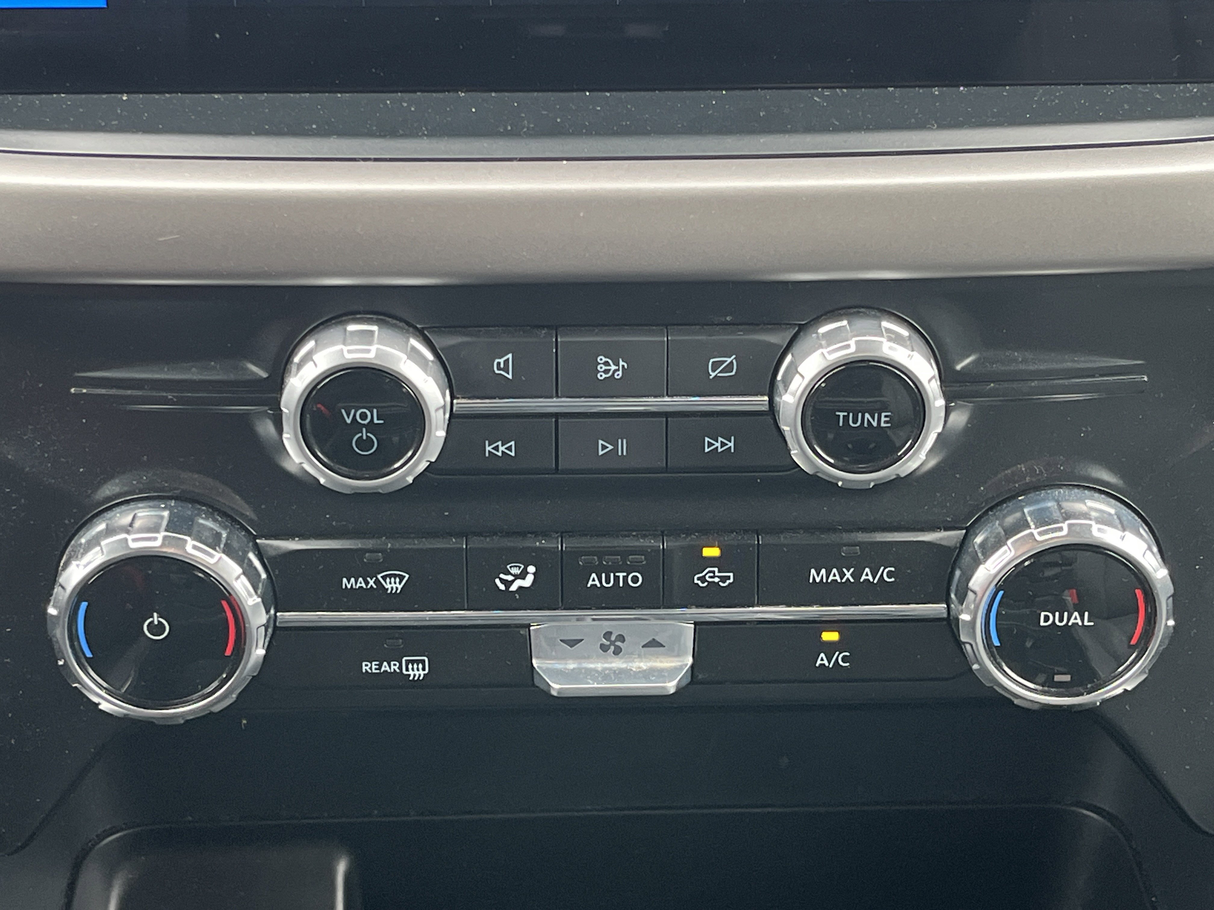 Used 2024 Ford F150 XLT w/ Mobile Office Package image 6