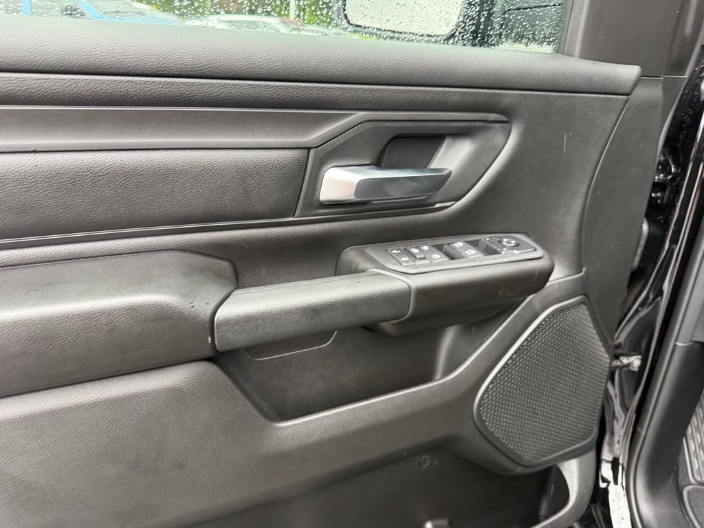 New 2026 RAM 1500 Express AWD/4WD image 5