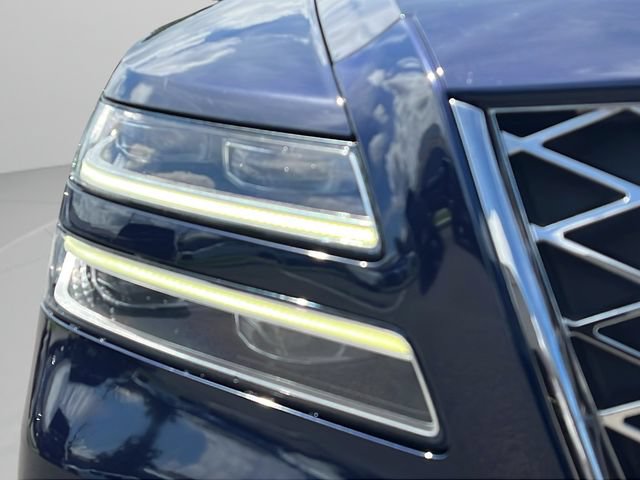 Certified 2023 Genesis GV80 2.5T AWD/4WD image 9