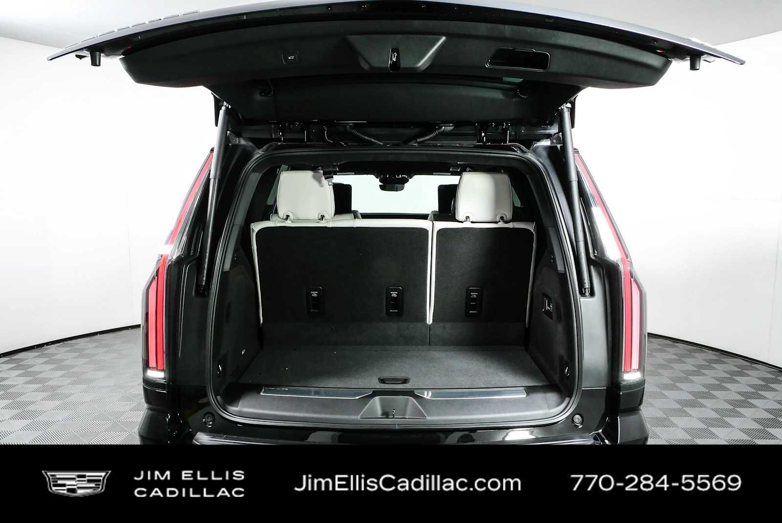 New 2026 Cadillac Escalade Platinum Sport AWD/4WD image 34