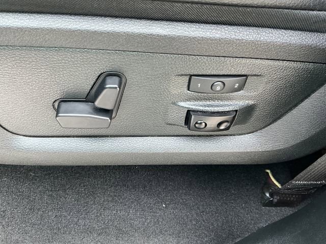Used 2018 RAM 1500 Laramie w/ Convenience Group AWD/4WD image 26