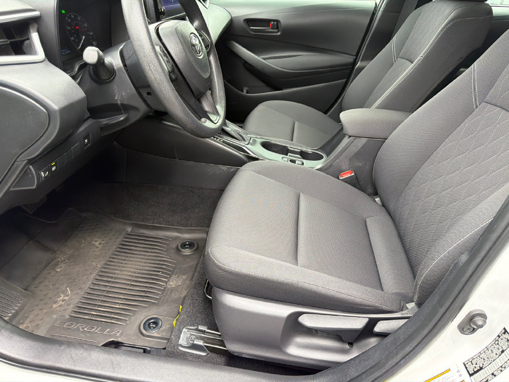 Used 2023 Toyota Corolla LE FWD image 11
