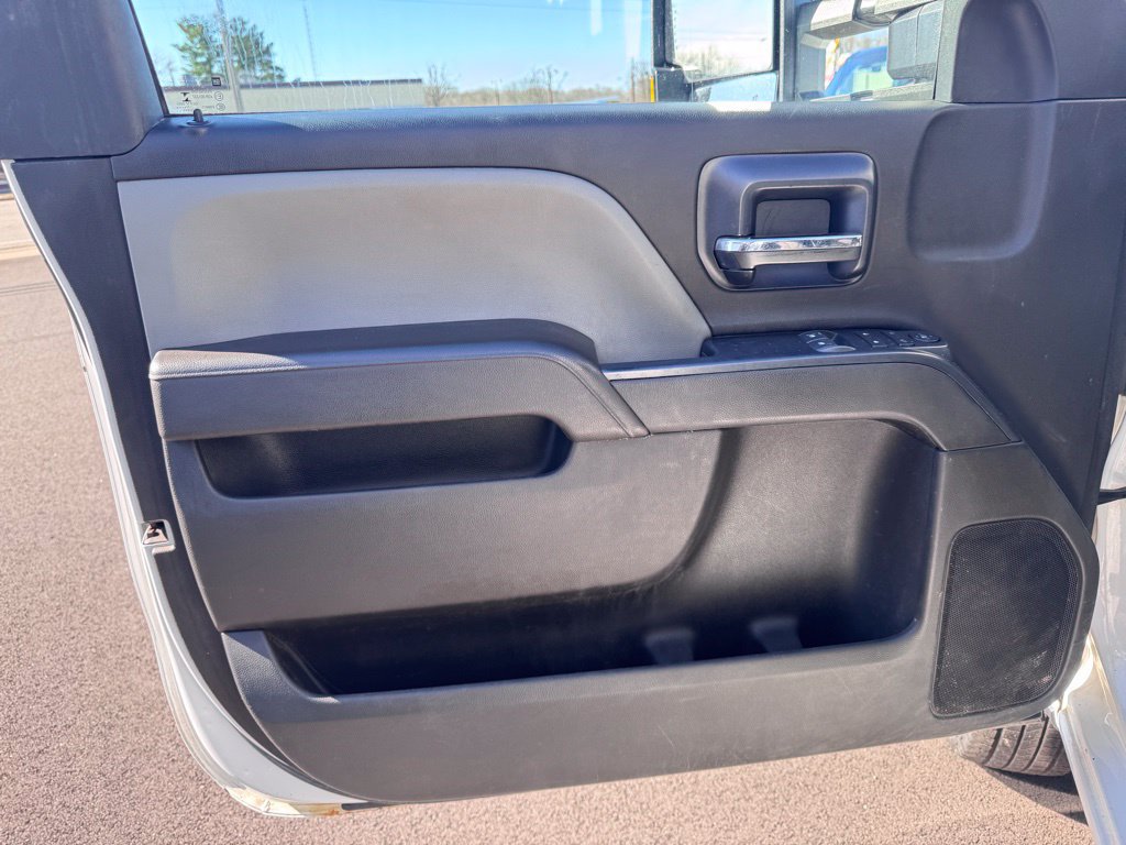 Used 2018 Chevrolet Silverado 3500 W/T w/ WT Convenience Package AWD/4WD image 12