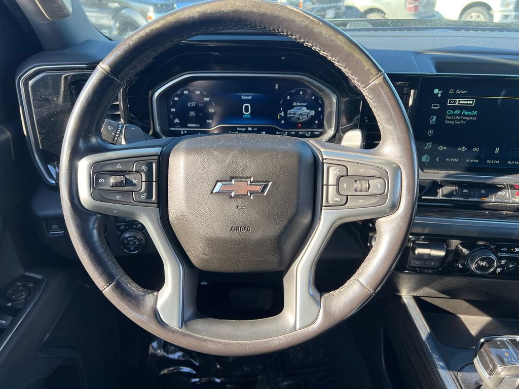 Used 2023 Chevrolet Silverado 1500 RST image 9