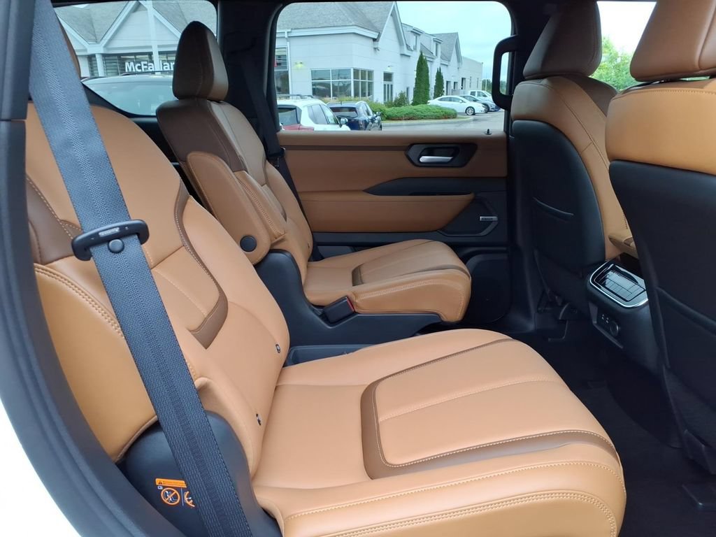 New 2026 Nissan Armada SL w/ Captain's Chari Seat Package AWD/4WD image 10