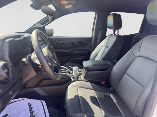 Certified 2024 Chevrolet Colorado W/T RWD image 11