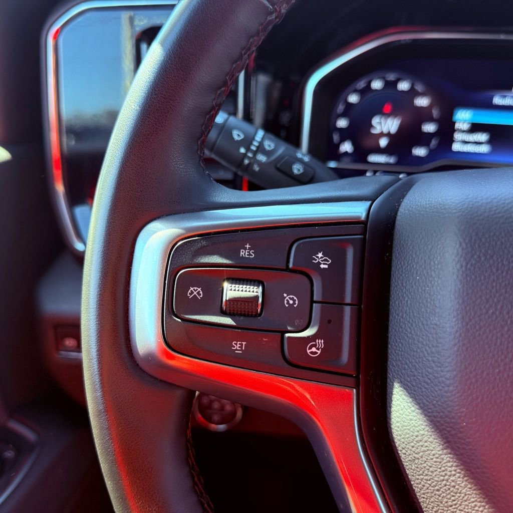 Used 2025 Chevrolet Silverado 3500 LT w/ Safety Package image 17