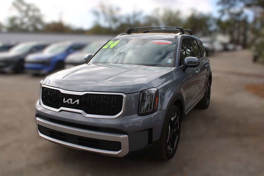 Certified 2024 Kia Telluride EX w/ EX Captain's Chair Package image 18