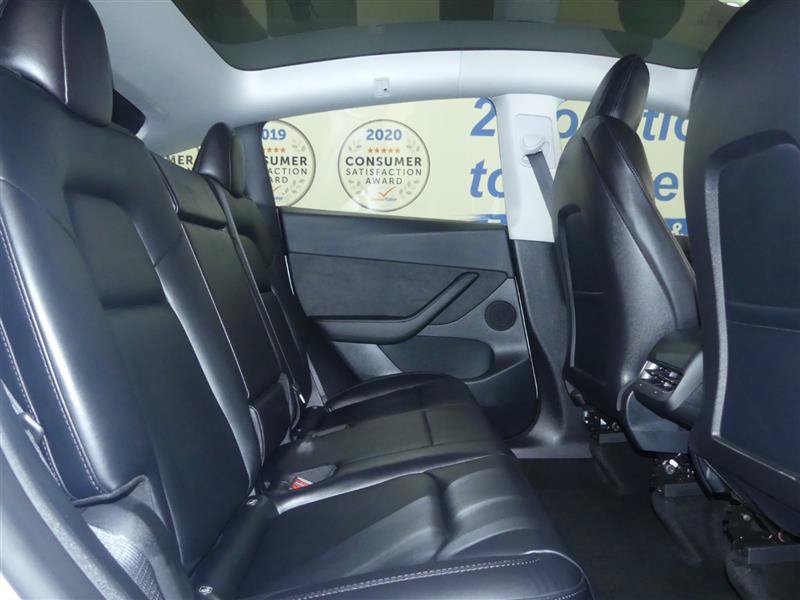 Used 2022 Tesla Model Y Performance AWD/4WD image 19