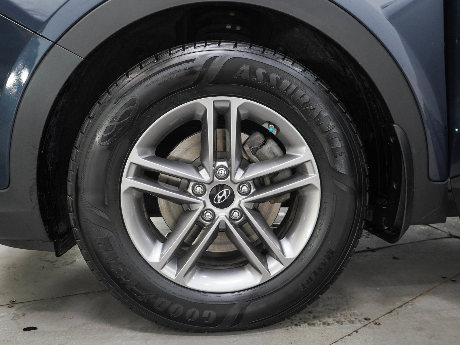 Used 2017 Hyundai Santa Fe Sport FWD image 28