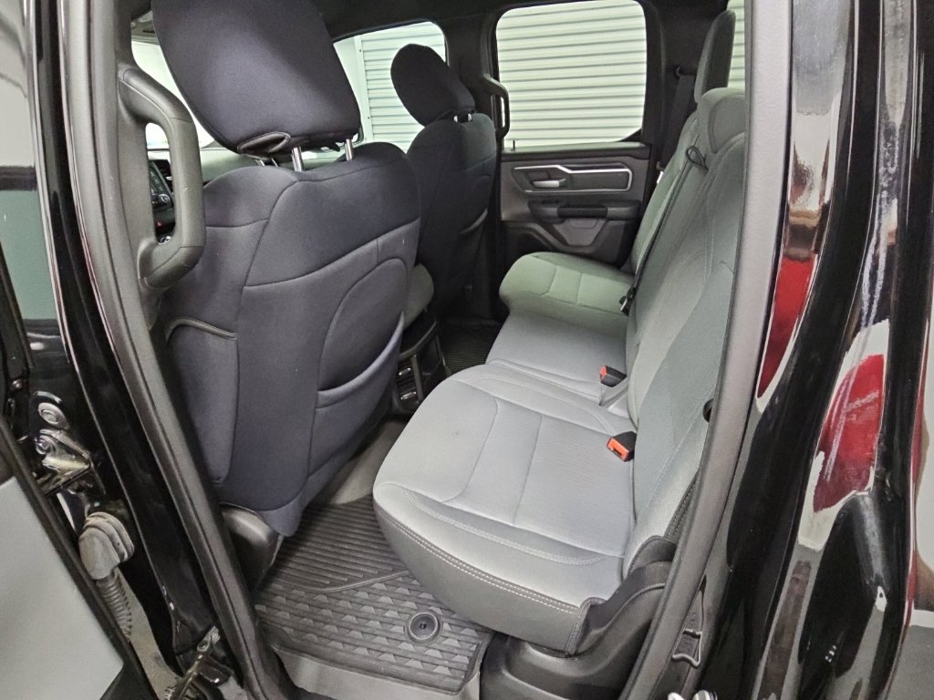 Used 2021 RAM 1500 Big Horn RWD image 29