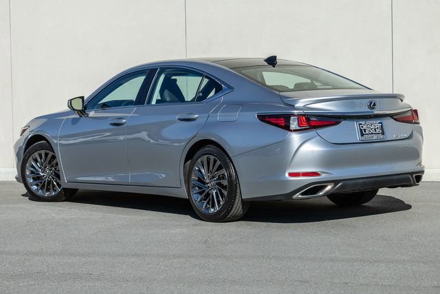Used 2024 Lexus ES 350 Luxury image 3
