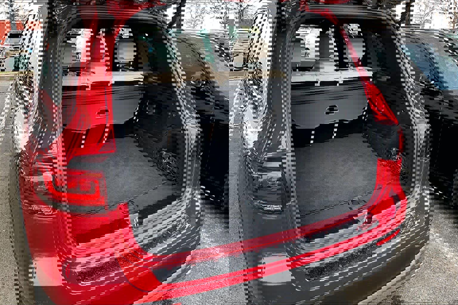 Used 2022 Mercedes-Benz GLB 250 image 36