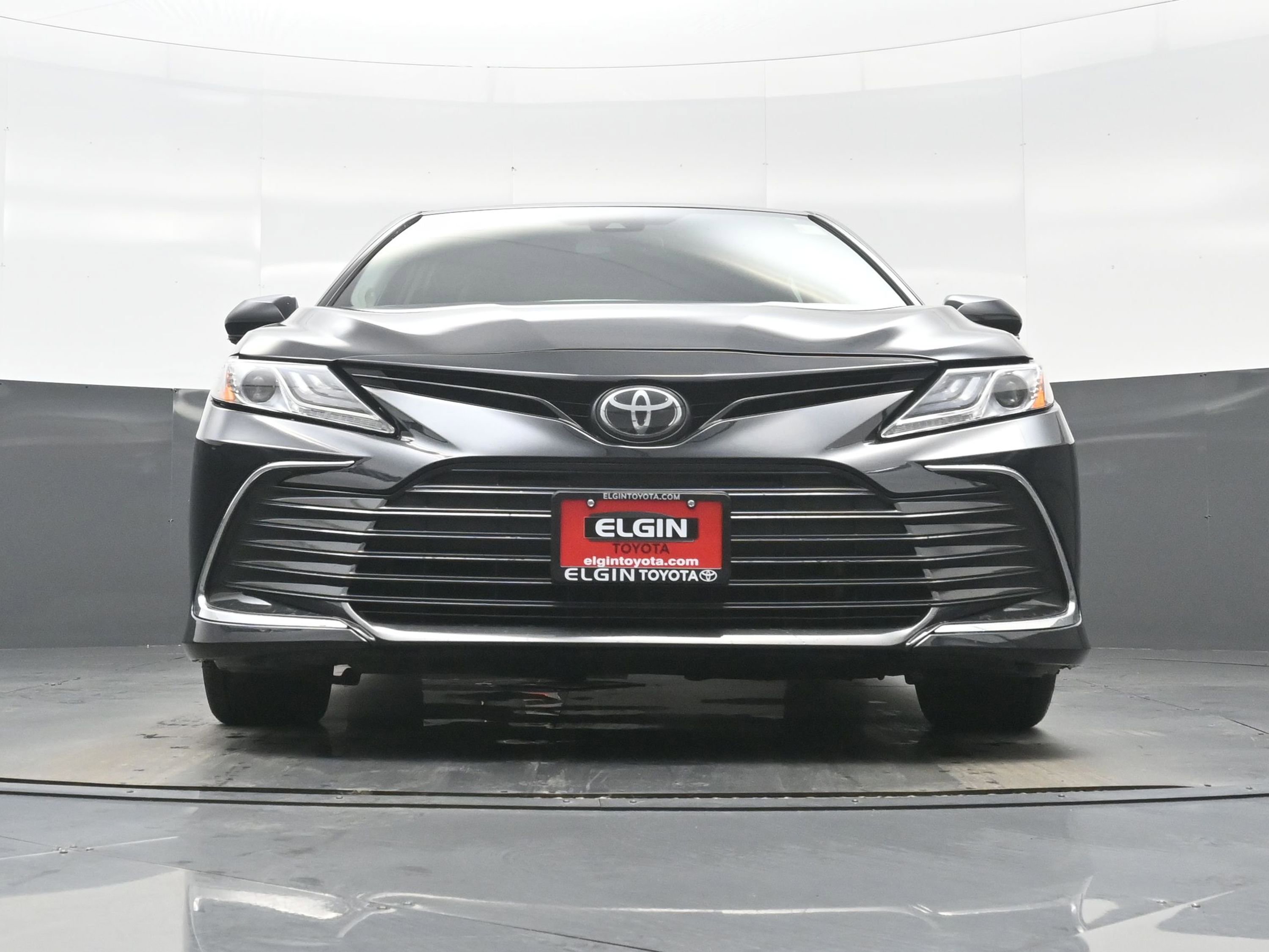 Used 2024 Toyota Camry XLE FWD image 40