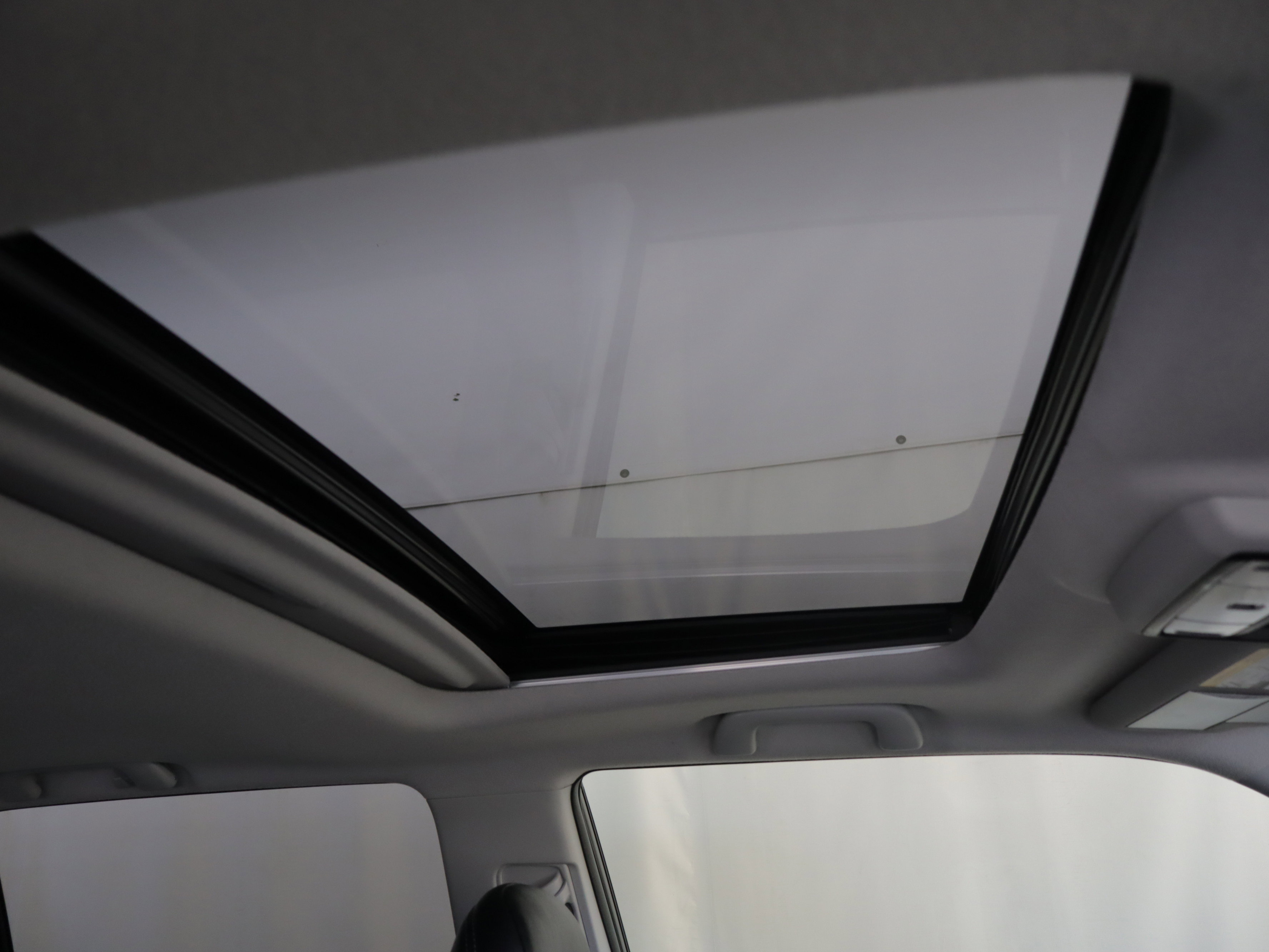 Used 2024 Toyota 4Runner SR5 Premium w/ Moonroof Package image 3