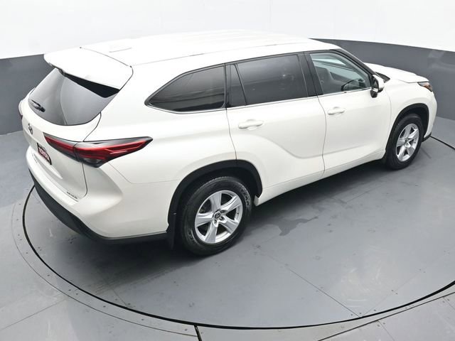 Certified 2021 Toyota Highlander LE image 44