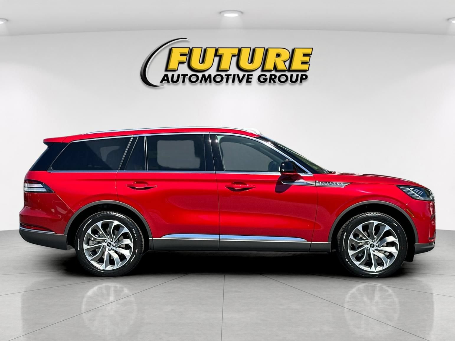 New 2026 Lincoln Aviator Reserve AWD/4WD image 2