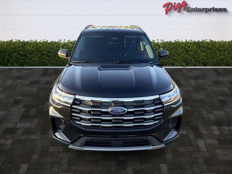 Used 2025 Ford Explorer Active image 7