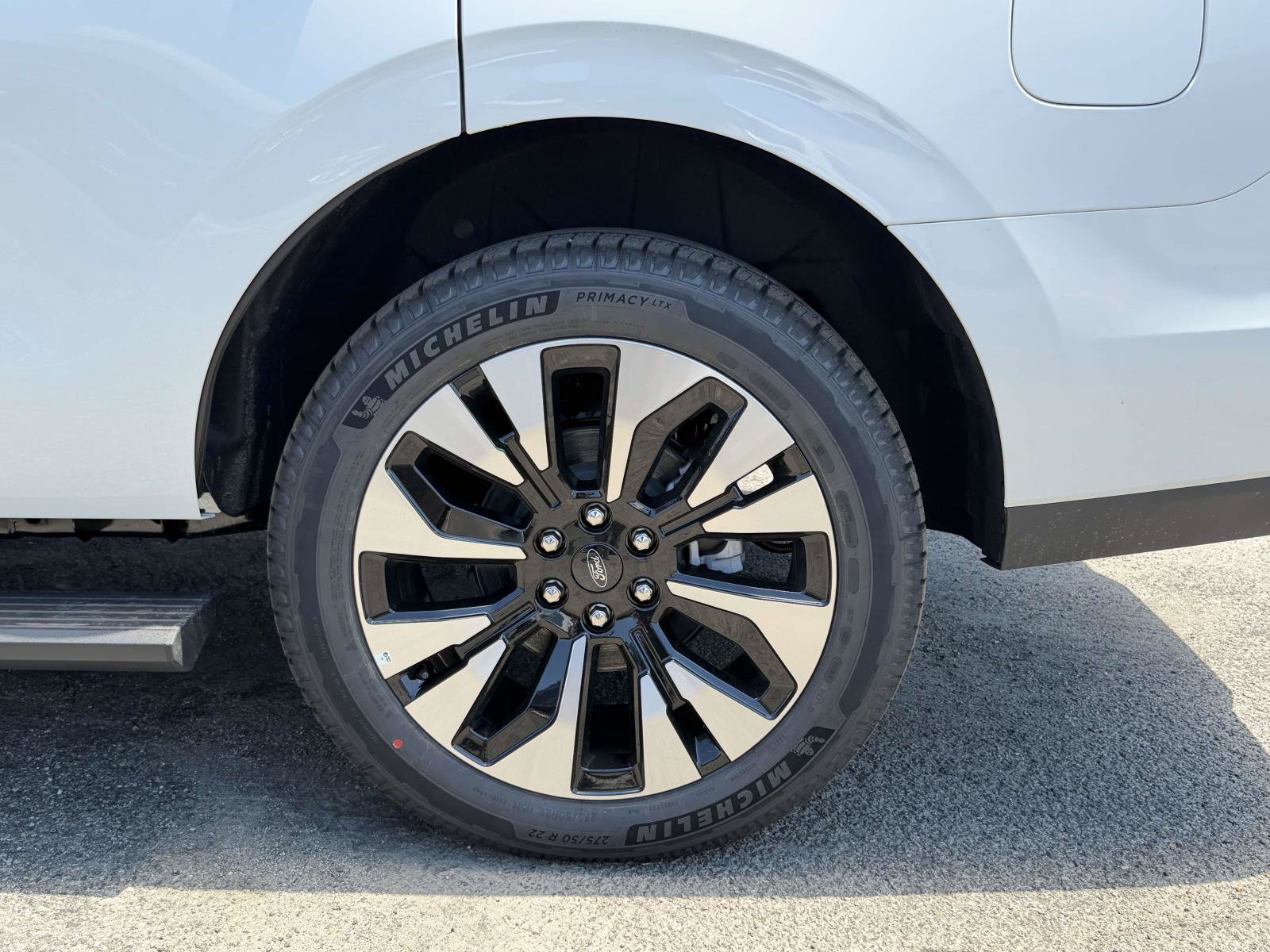 New 2026 Ford Expedition Platinum w/ Driver's Package AWD/4WD image 32
