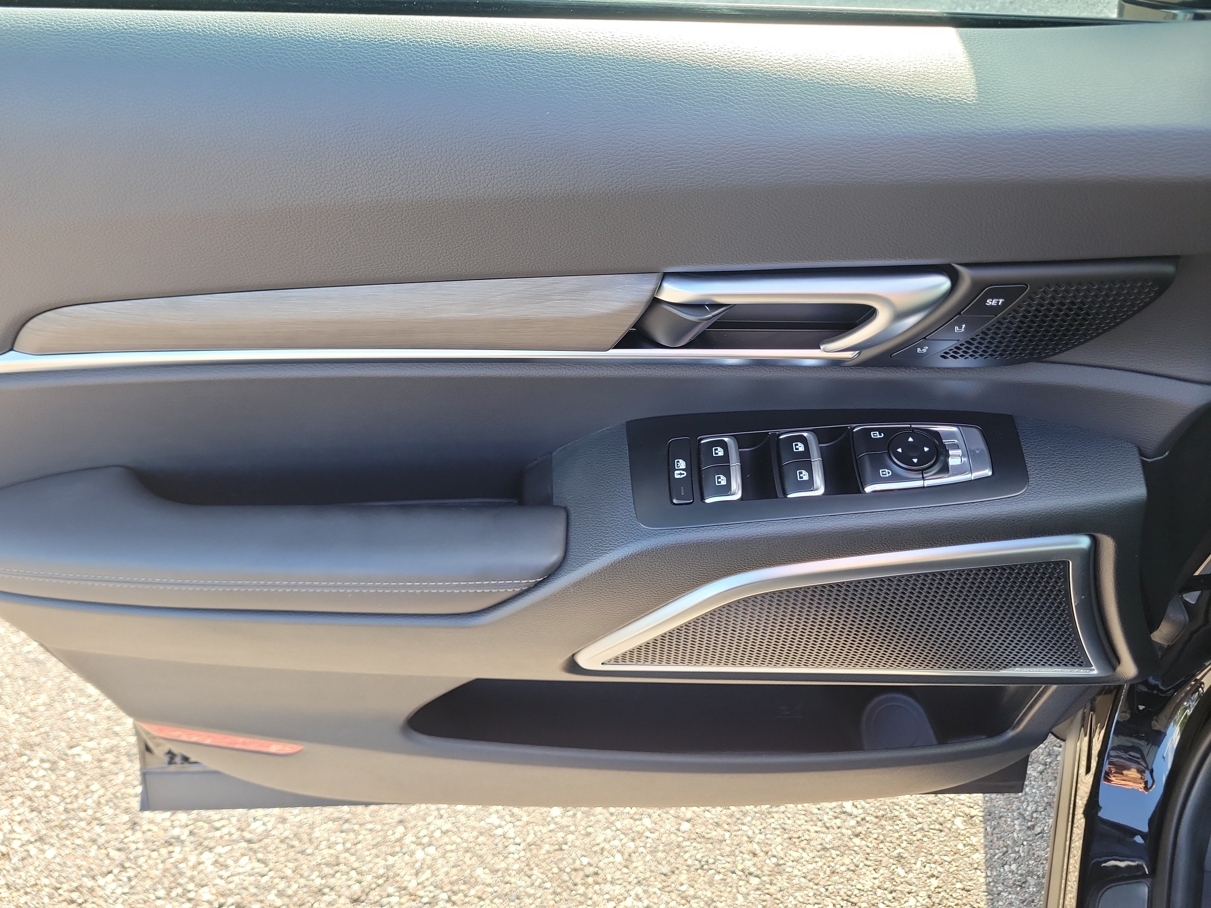 Certified 2025 Kia Telluride SX Prestige X-Line AWD/4WD image 21