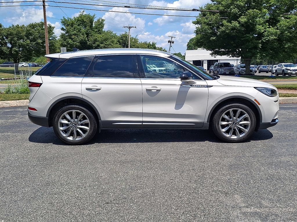 Certified 2021 Lincoln Corsair AWD w/ Premium Package image 10