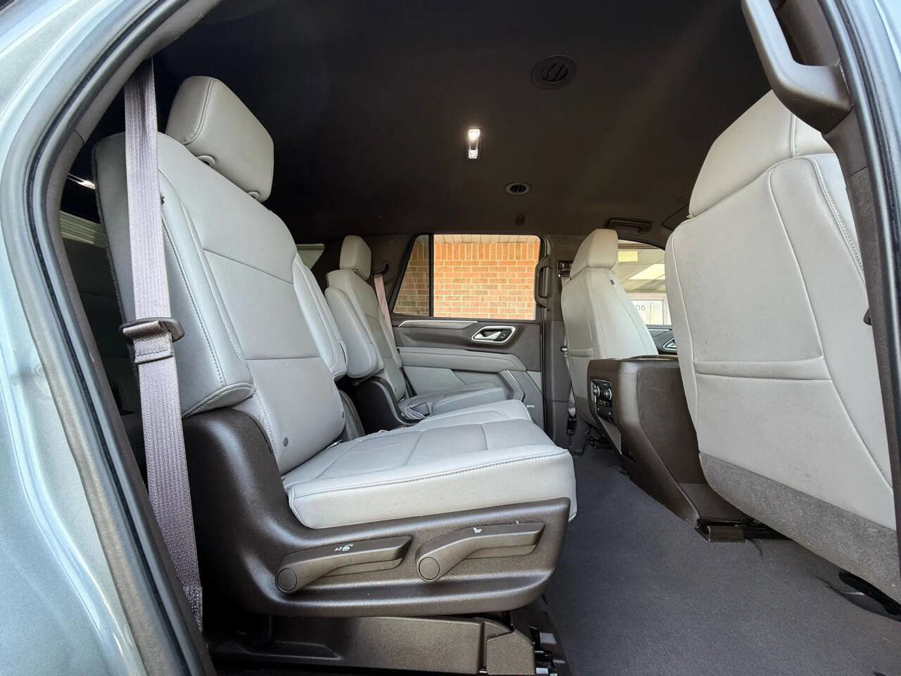Used 2021 Chevrolet Tahoe Z71 image 28