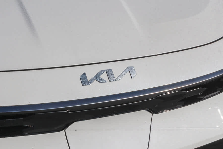 Used 2024 Kia Niro Wave w/ Wave Preserve Package FWD image 14