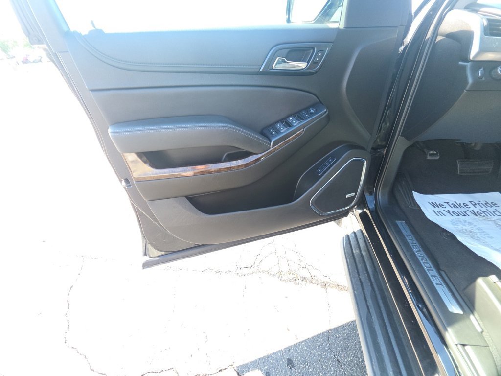 Used 2019 Chevrolet Tahoe LT AWD/4WD image 12
