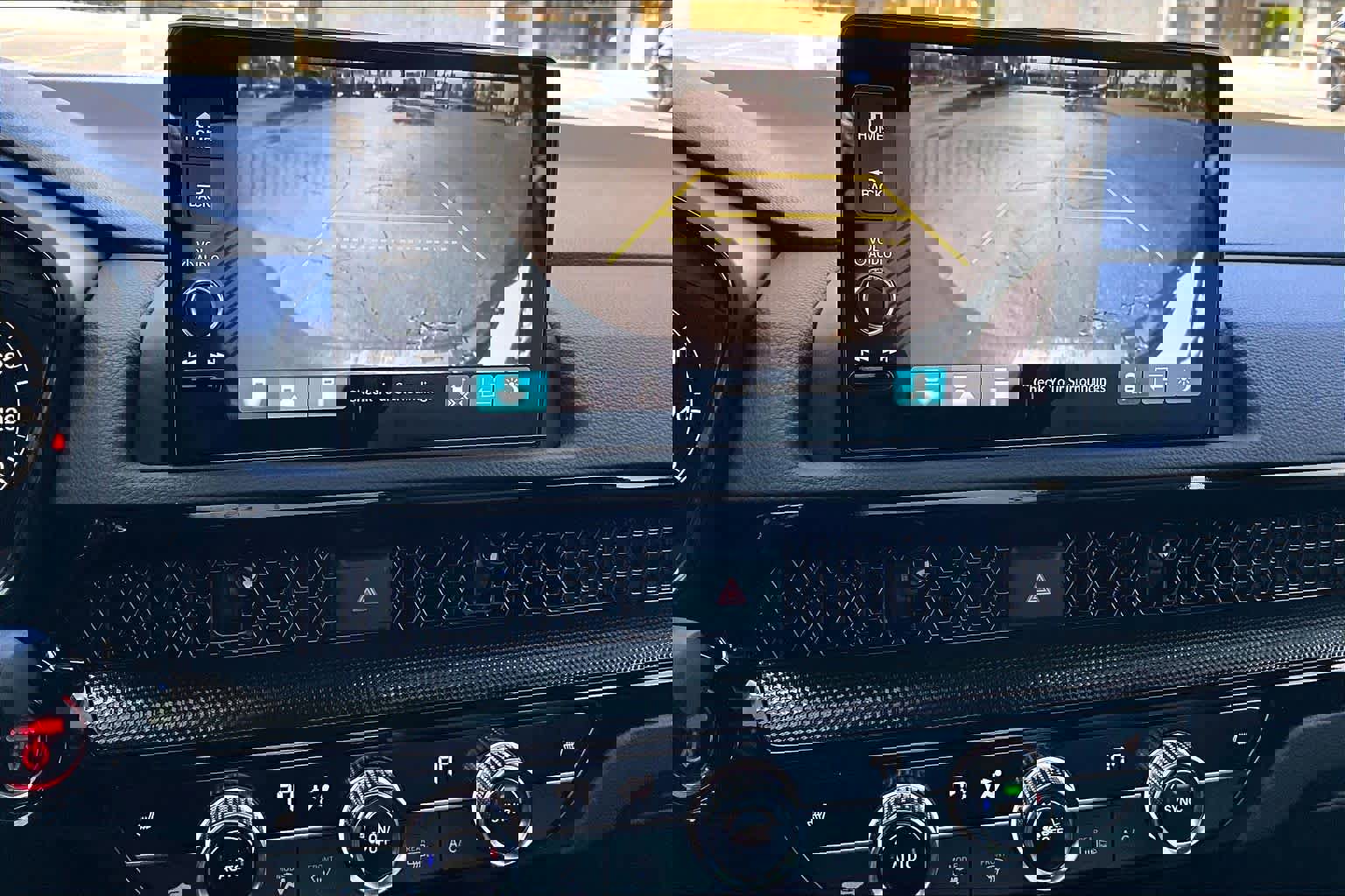 Used 2025 Honda CR-V Sport Touring image 27