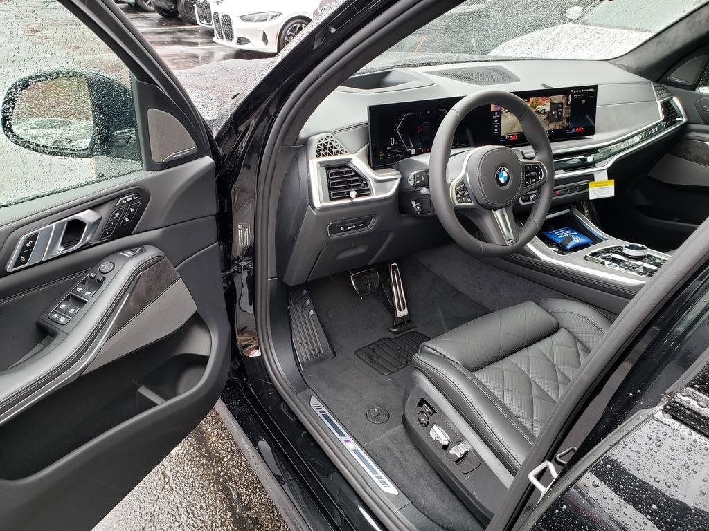 New 2026 BMW X7 xDrive40i w/ Executive Package image 6