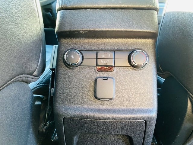 Used 2018 Ford Explorer XLT w/ Equipment Group 202A image 18