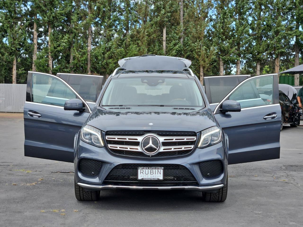 Used 2017 Mercedes-Benz GLS 550 4MATIC image 47