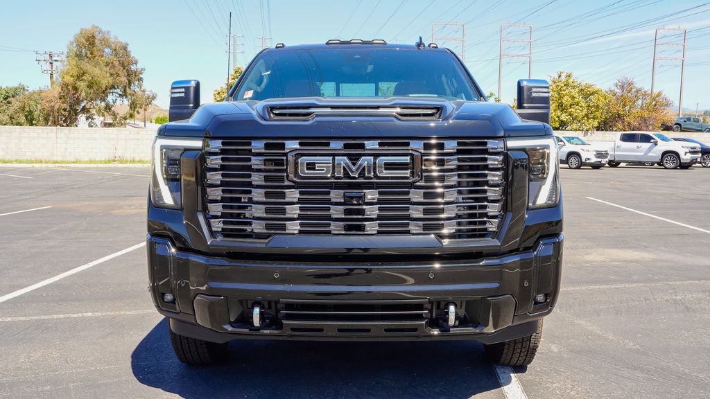 New 2026 GMC Sierra 3500 Denali Ultimate AWD/4WD image 4