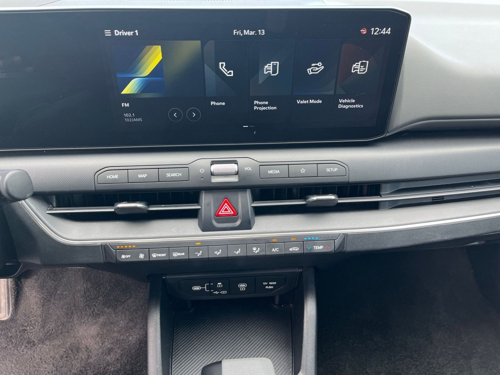 Used 2025 Kia K4 LXS image 17