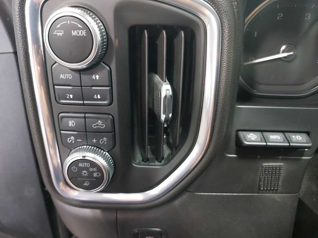 Used 2021 GMC Sierra 2500 AT4 w/ AT4 Premium Plus Package AWD/4WD image 26