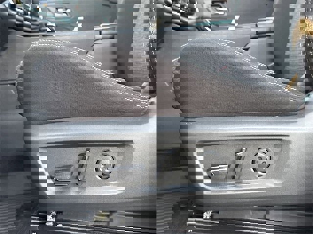 Used 2023 Nissan Rogue SV image 23